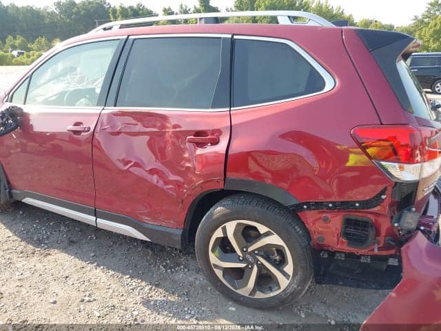 2024 SUBARU FORESTER TOURING 18