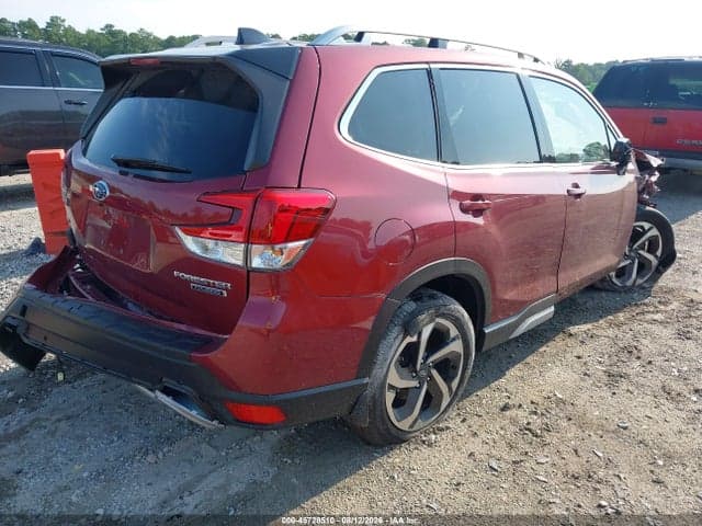 2024 SUBARU FORESTER TOURING 4