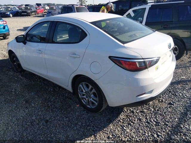 2017 TOYOTA YARIS IA 3
