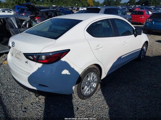 2017 TOYOTA YARIS IA 4