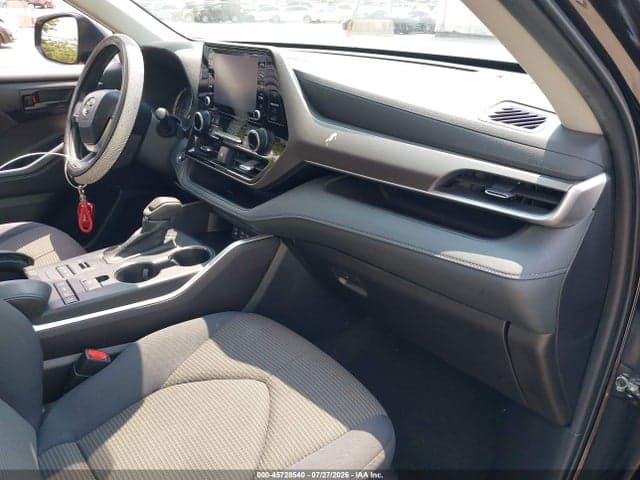 2022 TOYOTA HIGHLANDER L 5