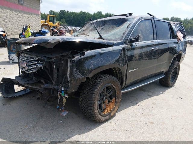 2019 GMC YUKON DENALI 2