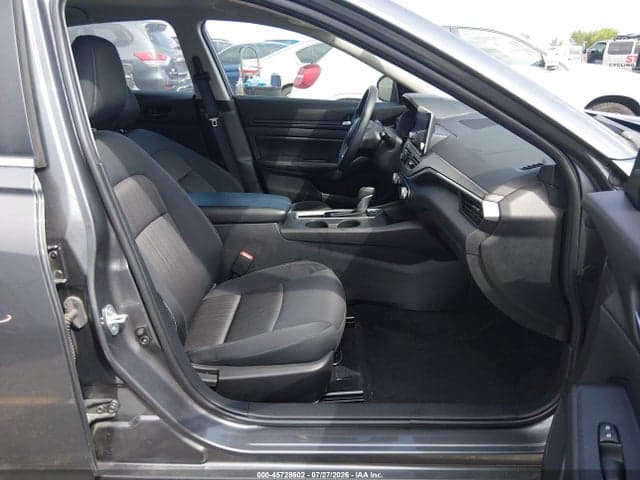 2025 NISSAN ALTIMA SV FWD 5