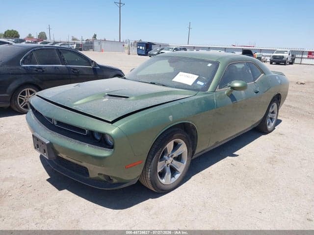 2021 DODGE CHALLENGER SXT 2