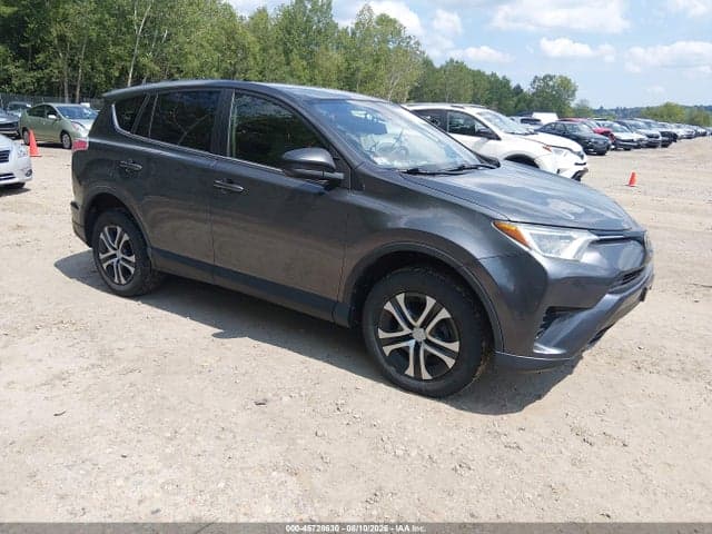 2017 TOYOTA RAV4 LE 1