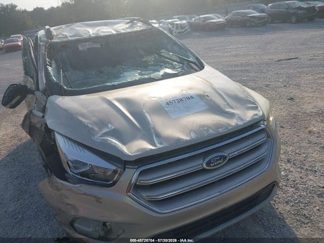 2017 FORD ESCAPE TITANIUM 6