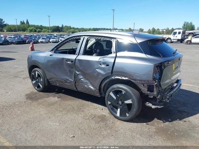 2025 NISSAN KICKS SR INTELLIGENT AWD 3