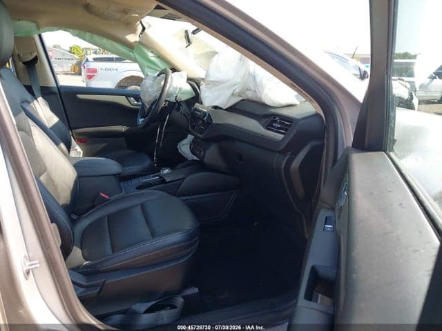 2020 FORD ESCAPE SEL 5
