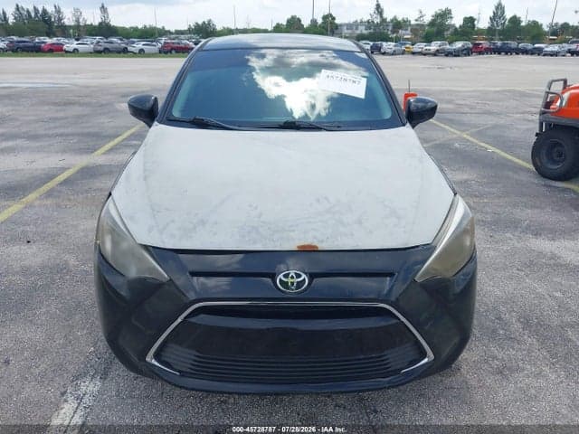 2017 TOYOTA YARIS IA 6