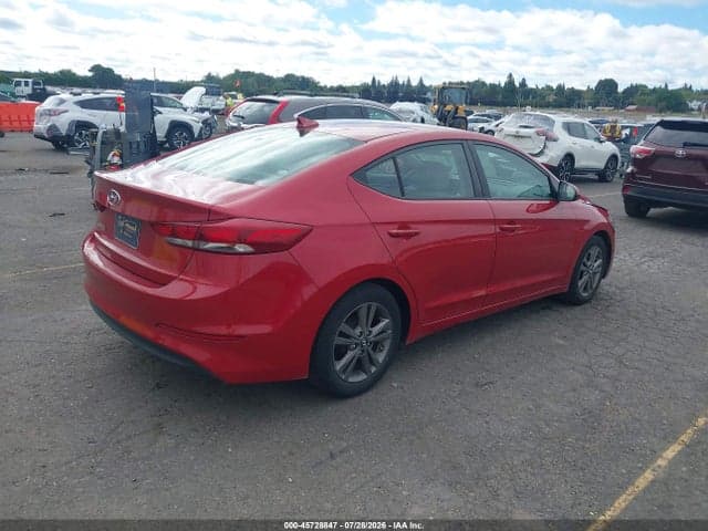 2017 HYUNDAI ELANTRA SE 4