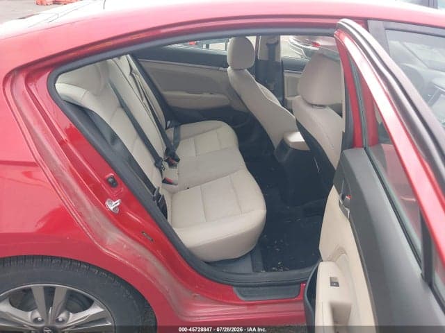 2017 HYUNDAI ELANTRA SE 8
