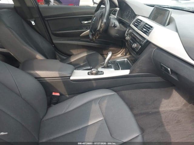 2017 BMW 320I 5