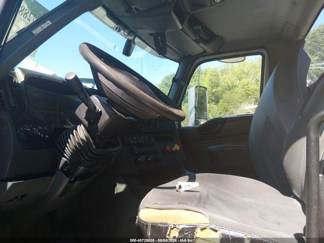 2018 INTERNATIONAL LT 7