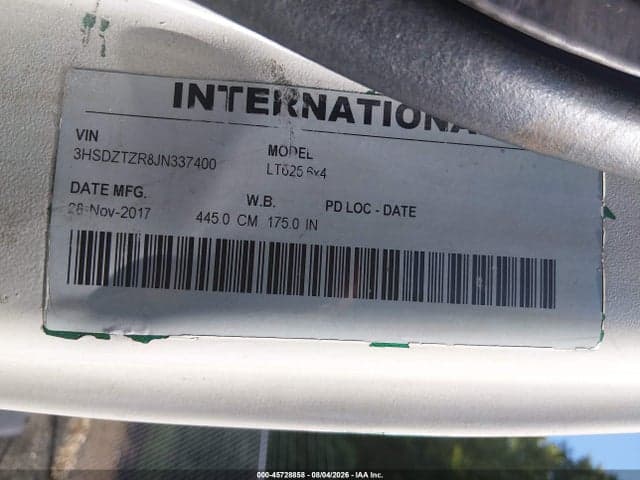 2018 INTERNATIONAL LT 8