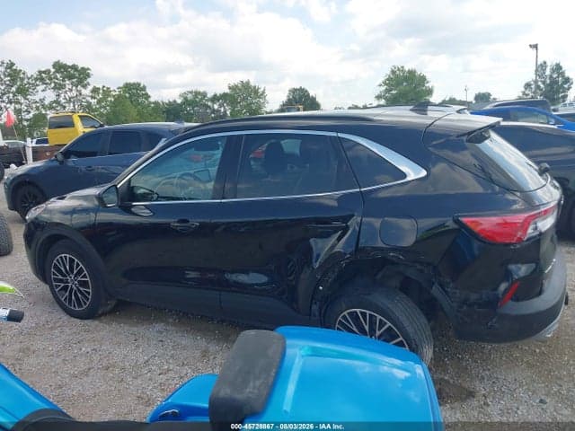 2021 FORD ESCAPE PHEV TITANIUM 14