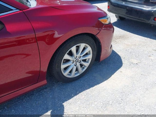 2018 TOYOTA CAMRY LE 12