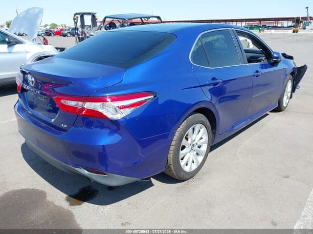 2018 TOYOTA CAMRY LE 4