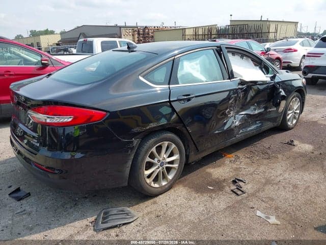 2019 FORD FUSION HYBRID SE 4