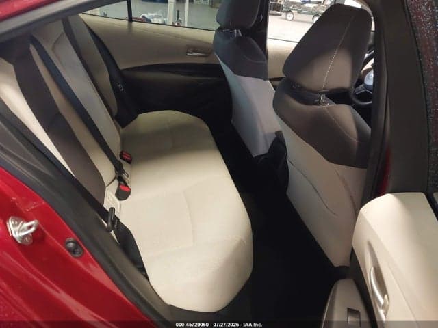 2020 TOYOTA COROLLA LE 8