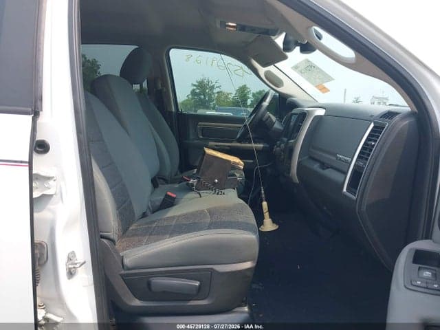 2017 RAM 1500 BIG HORN 4X4 6'4 BOX 5