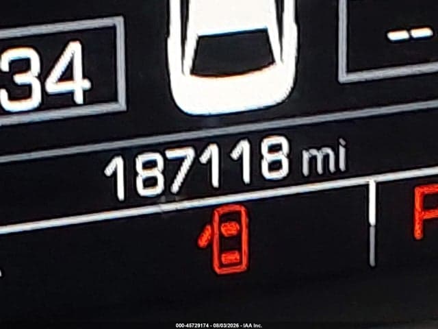 2017 CHEVROLET MALIBU 1LT 17