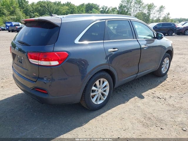 2017 KIA SORENTO 2.4L LX 4
