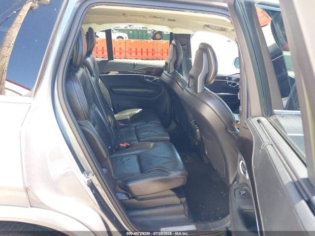2017 VOLVO XC90 T6 INSCRIPTION 8