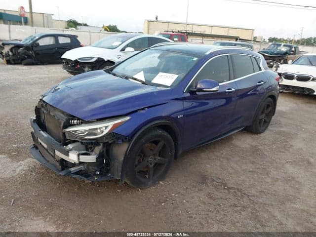 2017 INFINITI QX30 PREMIUM 2