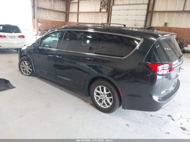 2021 CHRYSLER PACIFICA TOURING L 3