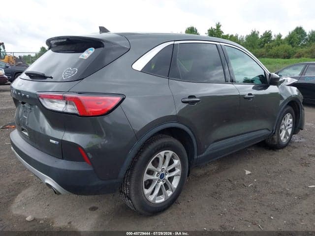 2020 FORD ESCAPE SE 4
