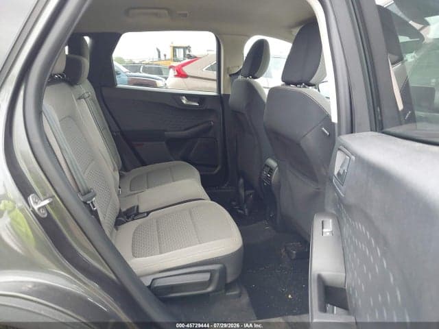 2020 FORD ESCAPE SE 8