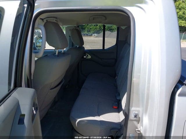2017 NISSAN FRONTIER SV 8