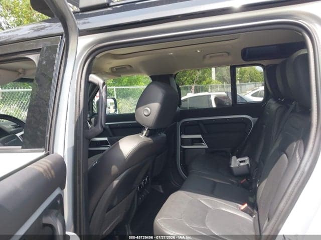 2023 LAND ROVER DEFENDER 110 S 8