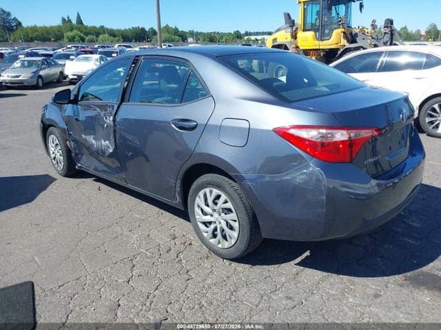 2017 TOYOTA COROLLA LE 3