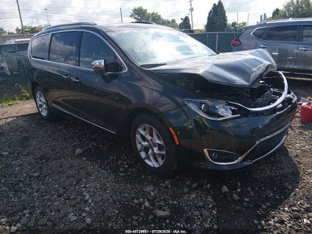 2020 CHRYSLER PACIFICA LIMITED 1