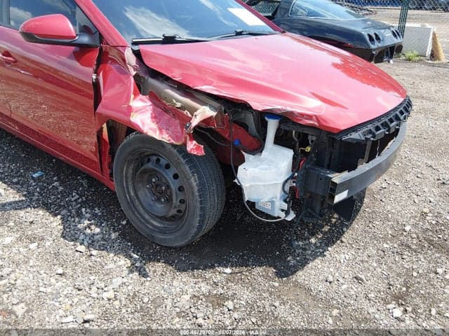 2017 HYUNDAI ELANTRA SE 18