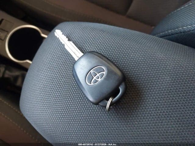 2018 TOYOTA COROLLA LE 11