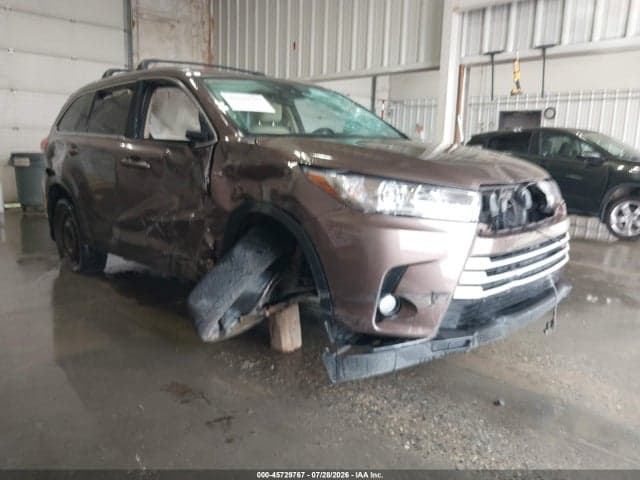 2017 TOYOTA HIGHLANDER XLE - 1