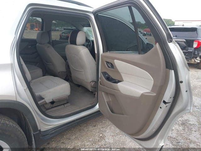 2021 CHEVROLET TRAVERSE FWD LT CLOTH 8