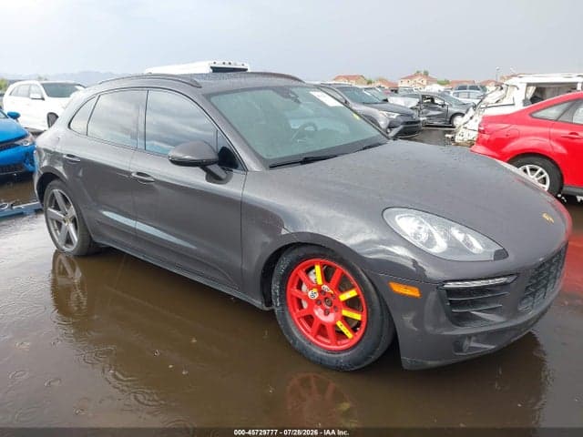 2018 PORSCHE MACAN S 1