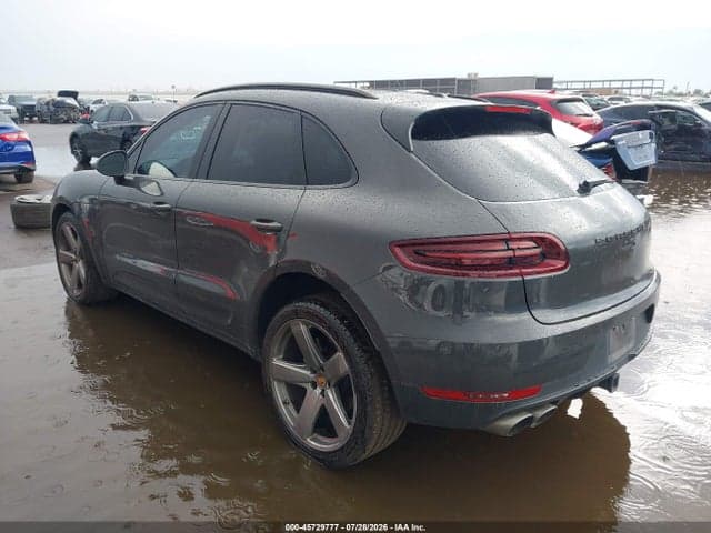 2018 PORSCHE MACAN S 3