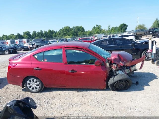 2019 NISSAN VERSA 1.6 S+ 13