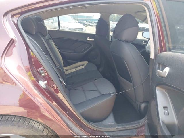 2017 KIA FORTE LX 8