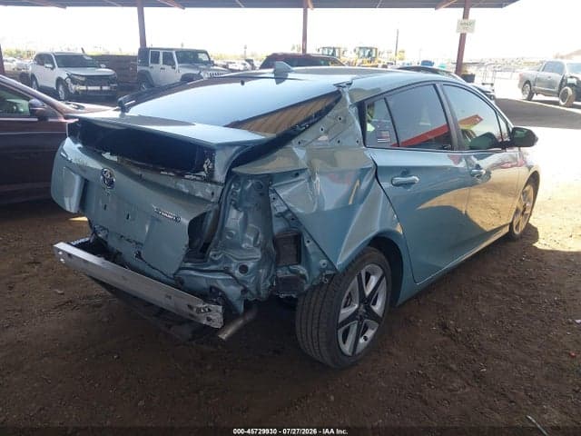 2017 TOYOTA PRIUS THREE TOURING 4