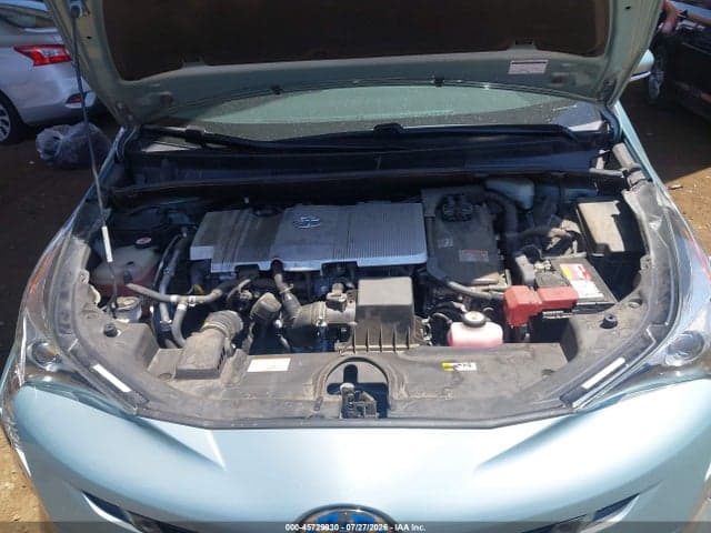 2017 TOYOTA PRIUS THREE TOURING 10