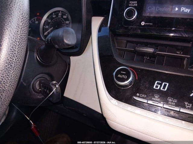 2021 TOYOTA COROLLA LE 11