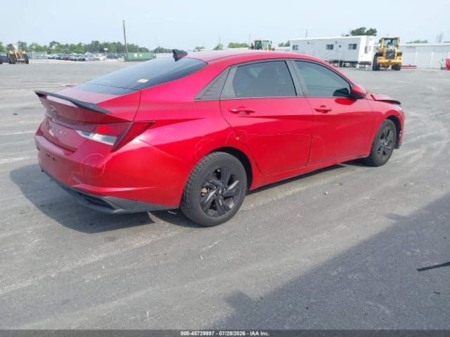 2021 HYUNDAI ELANTRA SEL 4