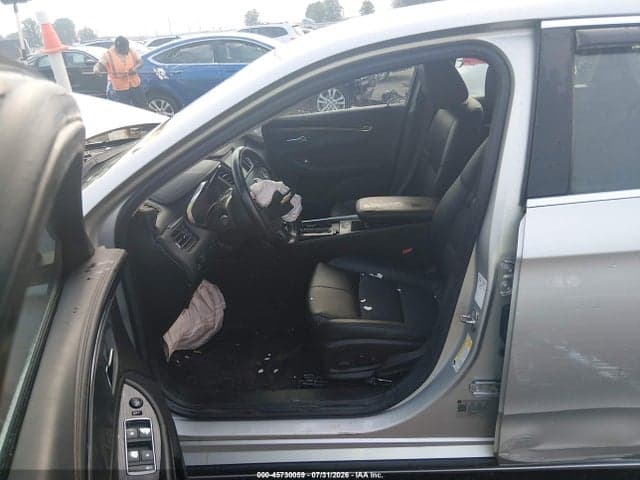 2018 CHEVROLET IMPALA 1LT 17