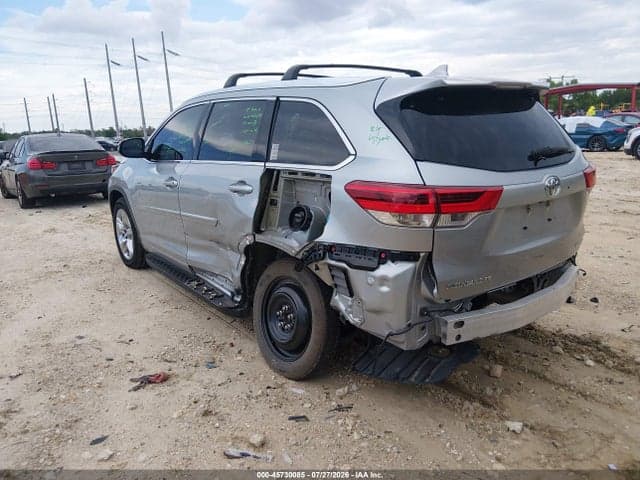2019 TOYOTA HIGHLANDER LIMITED 3