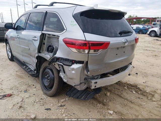 2019 TOYOTA HIGHLANDER LIMITED 6